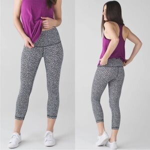 Lululemon Wunder Under Hi Rise Crop Leggings in Miss Mosaic Black and White